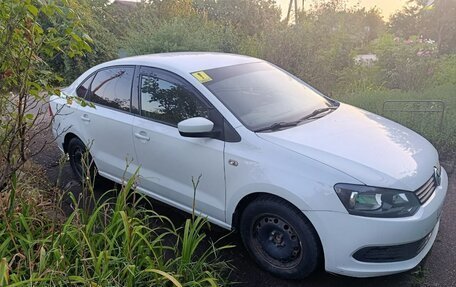 Volkswagen Polo VI (EU Market), 2015 год, 830 000 рублей, 1 фотография