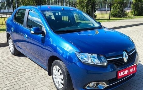 Renault Logan II, 2015 год, 750 000 рублей, 1 фотография
