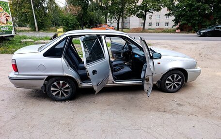 Daewoo Nexia I рестайлинг, 2000 год, 85 000 рублей, 6 фотография
