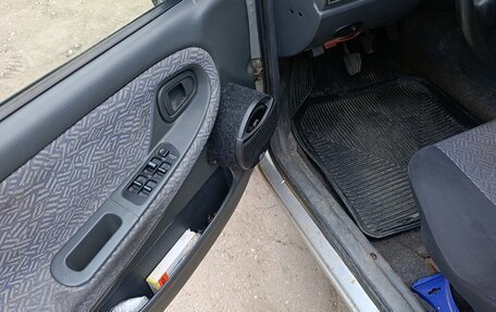 Daewoo Nexia I рестайлинг, 2000 год, 85 000 рублей, 11 фотография