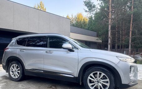 Hyundai Santa Fe IV, 2019 год, 2 700 000 рублей, 4 фотография