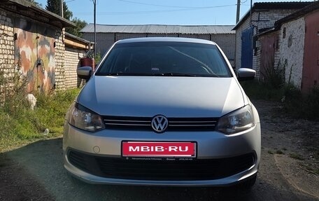 Volkswagen Polo VI (EU Market), 2012 год, 640 000 рублей, 2 фотография