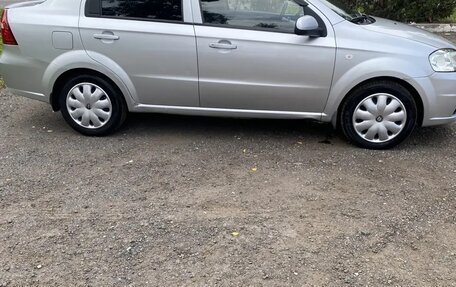 Chevrolet Aveo III, 2011 год, 530 000 рублей, 3 фотография