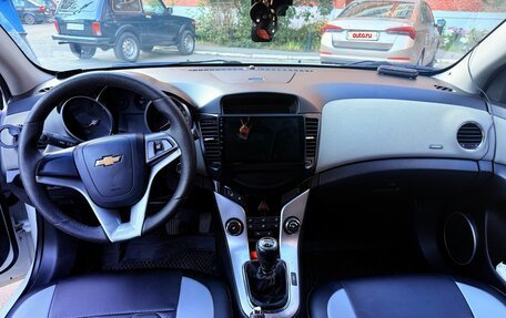 Chevrolet Cruze II, 2012 год, 800 000 рублей, 7 фотография