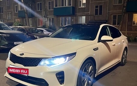 KIA K5 II, 2017 год, 1 870 000 рублей, 3 фотография