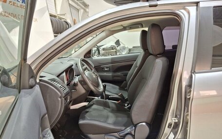 Mitsubishi ASX I рестайлинг, 2013 год, 1 030 000 рублей, 16 фотография