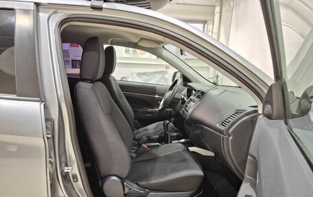 Mitsubishi ASX I рестайлинг, 2013 год, 1 030 000 рублей, 29 фотография