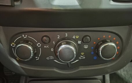 Renault Duster I рестайлинг, 2016 год, 950 000 рублей, 15 фотография