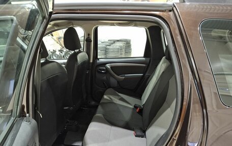 Renault Duster I рестайлинг, 2016 год, 950 000 рублей, 25 фотография