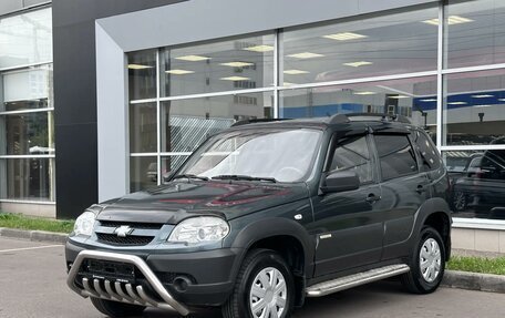 Chevrolet Niva I рестайлинг, 2015 год, 580 000 рублей, 3 фотография
