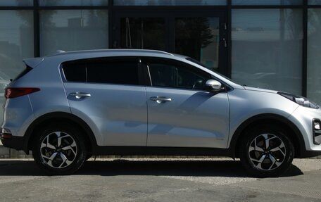 KIA Sportage IV рестайлинг, 2021 год, 2 300 000 рублей, 4 фотография
