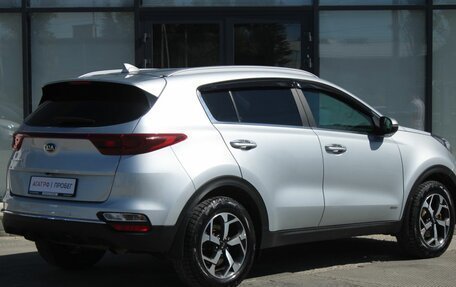 KIA Sportage IV рестайлинг, 2021 год, 2 300 000 рублей, 5 фотография