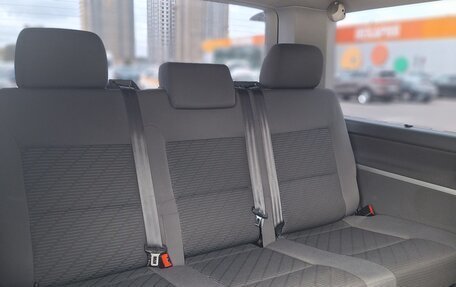 Volkswagen Multivan T5, 2013 год, 2 990 000 рублей, 11 фотография