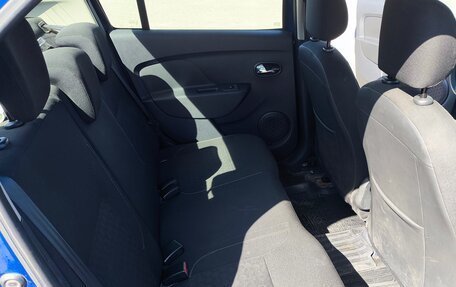 Renault Logan II, 2015 год, 750 000 рублей, 20 фотография