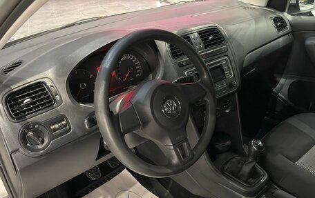 Volkswagen Polo VI (EU Market), 2013 год, 749 000 рублей, 12 фотография