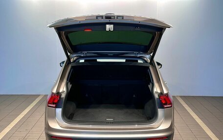 Volkswagen Tiguan II, 2020 год, 2 300 000 рублей, 9 фотография