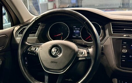 Volkswagen Tiguan II, 2020 год, 2 300 000 рублей, 17 фотография