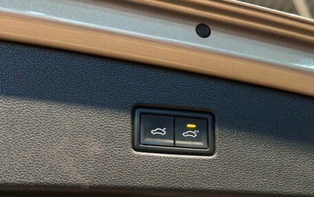 Volkswagen Tiguan II, 2020 год, 2 300 000 рублей, 10 фотография