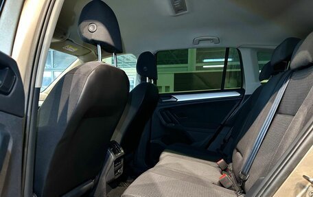 Volkswagen Tiguan II, 2020 год, 2 300 000 рублей, 12 фотография