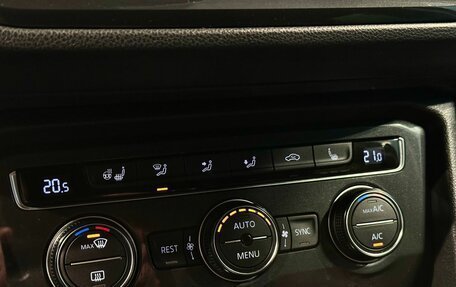 Volkswagen Tiguan II, 2020 год, 2 300 000 рублей, 20 фотография
