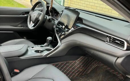 Toyota Camry, 2022 год, 3 800 000 рублей, 7 фотография