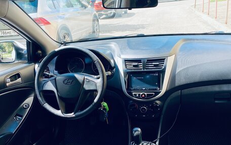 Hyundai Solaris II рестайлинг, 2015 год, 900 000 рублей, 9 фотография