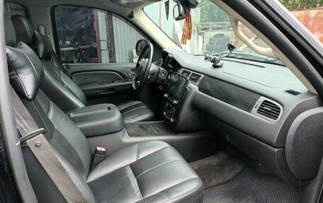 Chevrolet Tahoe III, 2008 год, 1 430 000 рублей, 9 фотография