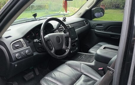 Chevrolet Tahoe III, 2008 год, 1 430 000 рублей, 8 фотография