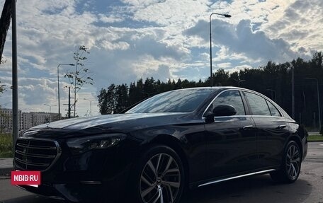 Mercedes-Benz E-Класс, 2024 год, 6 800 000 рублей, 4 фотография