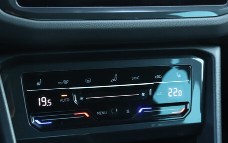 Volkswagen Tiguan II, 2021 год, 2 690 000 рублей, 16 фотография