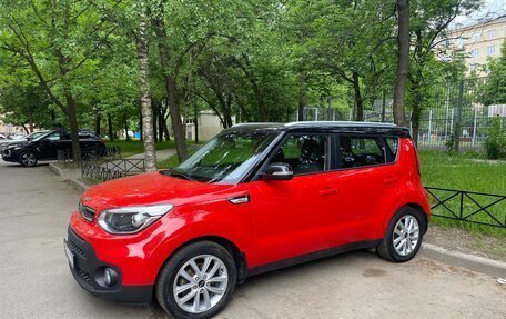 KIA Soul II рестайлинг, 2018 год, 1 390 000 рублей, 2 фотография