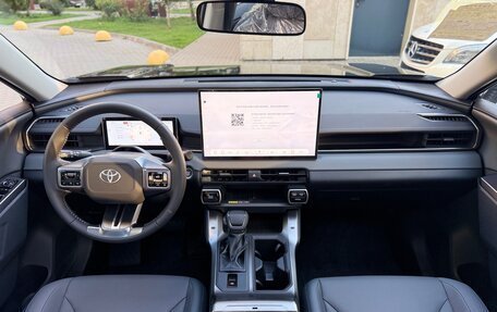 Toyota RAV4, 2026 год, 4 030 000 рублей, 17 фотография