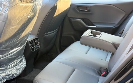 Toyota RAV4, 2026 год, 4 030 000 рублей, 27 фотография