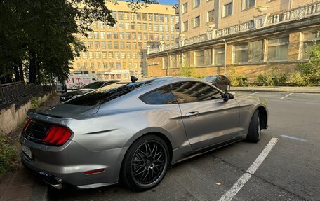 Ford Mustang VI рестайлинг, 2022 год, 3 700 000 рублей, 3 фотография