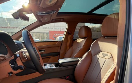 Bentley Bentayga I, 2023 год, 18 500 000 рублей, 12 фотография