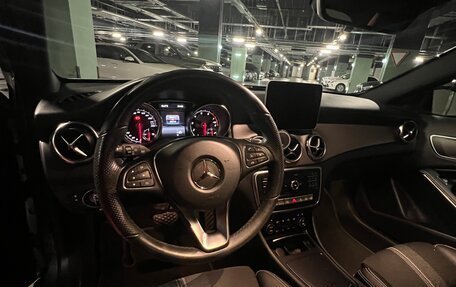 Mercedes-Benz GLA, 2019 год, 2 500 000 рублей, 6 фотография