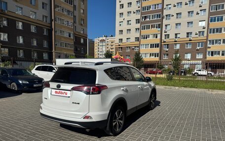 Toyota RAV4, 2018 год, 2 150 000 рублей, 5 фотография