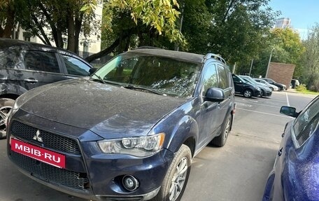 Mitsubishi Outlander III рестайлинг 3, 2010 год, 630 000 рублей, 5 фотография