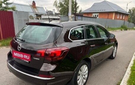 Opel Astra J, 2014 год, 735 000 рублей, 3 фотография