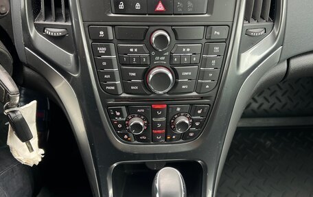 Opel Astra J, 2014 год, 735 000 рублей, 14 фотография