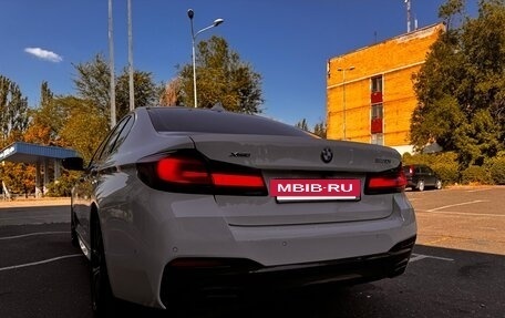 BMW 5 серия, 2021 год, 5 750 000 рублей, 4 фотография