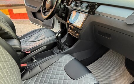 Skoda Rapid I, 2017 год, 1 300 000 рублей, 9 фотография