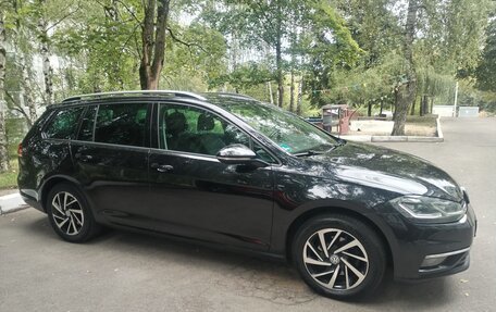 Volkswagen Golf VII, 2018 год, 1 455 000 рублей, 3 фотография