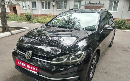 Volkswagen Golf VII, 2018 год, 1 455 000 рублей, 10 фотография