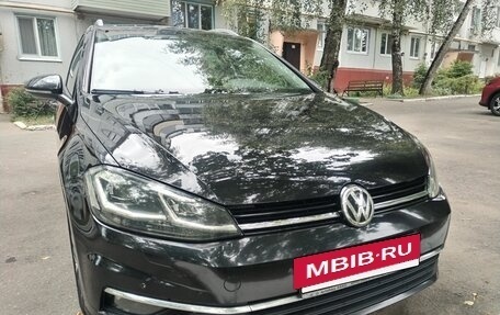 Volkswagen Golf VII, 2018 год, 1 455 000 рублей, 11 фотография