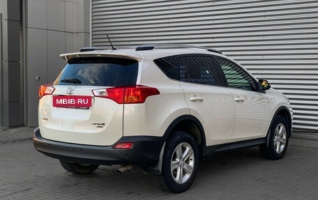 Toyota RAV4, 2013 год, 1 898 000 рублей, 5 фотография