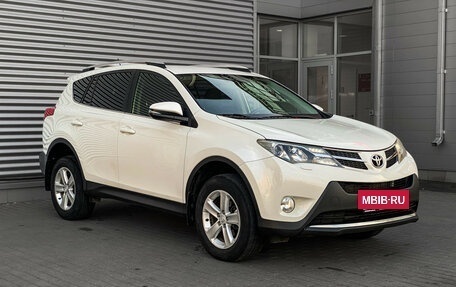 Toyota RAV4, 2013 год, 1 898 000 рублей, 3 фотография