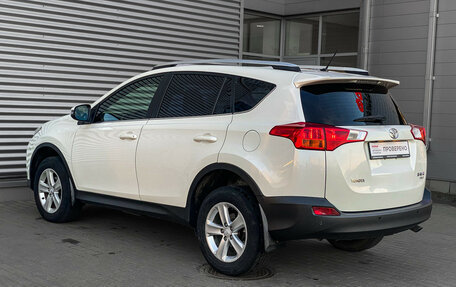 Toyota RAV4, 2013 год, 1 898 000 рублей, 7 фотография