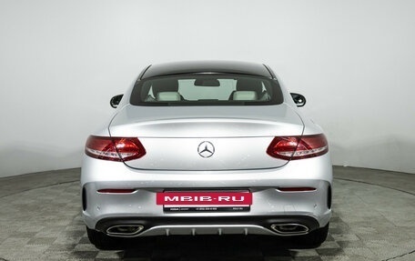 Mercedes-Benz C-Класс, 2017 год, 2 899 777 рублей, 6 фотография