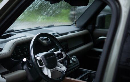 Land Rover Defender II, 2021 год, 8 100 000 рублей, 13 фотография